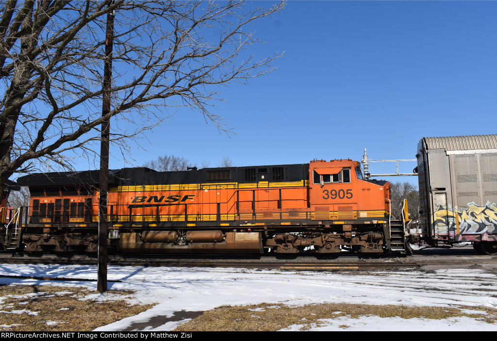 BNSF 3905